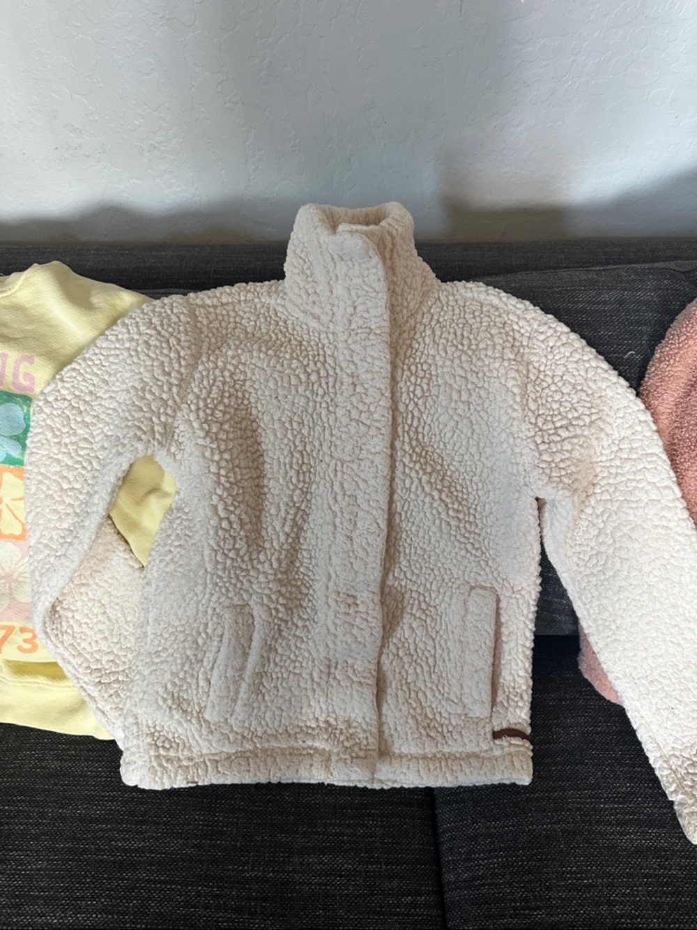Girls Billabong and Roxy jackets - Picture 3 of 5